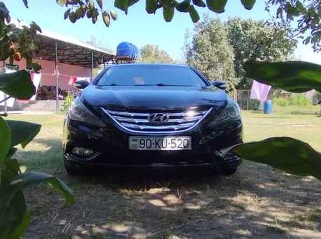 Hyundai Sonata 2010