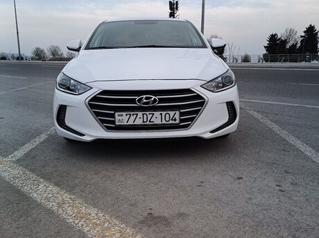 Hyundai Elantra 2017