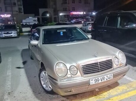 Mercedes E 240 1999
