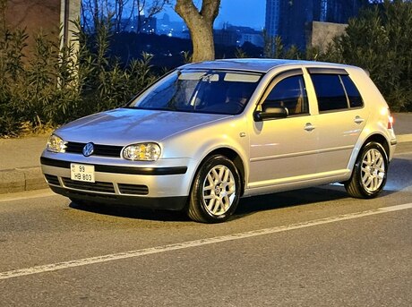 Volkswagen Golf 2002