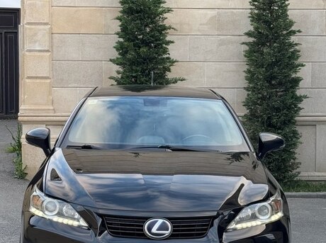 Lexus CT 200h 2012