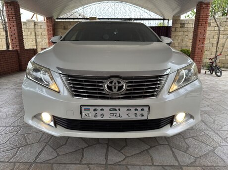 Toyota Camry 2012