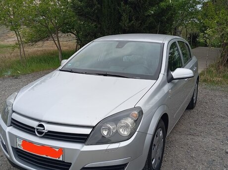 Opel Astra 2004