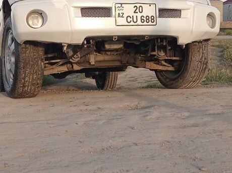 Mitsubishi Pajero io 1999
