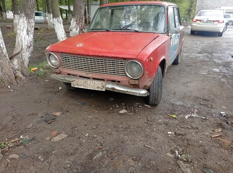 LADA (VAZ) 21011 1981
