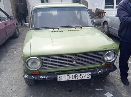 LADA (VAZ) 21011 1981