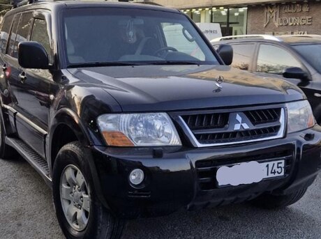 Mitsubishi Pajero 2003