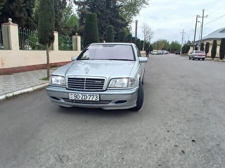 Mercedes C 220 d 2000