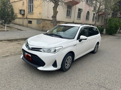 Toyota Corolla Fielder 2019