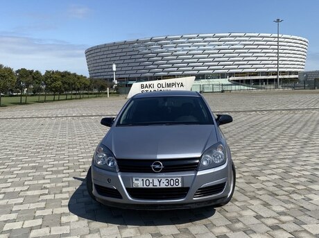 Opel Astra 2004