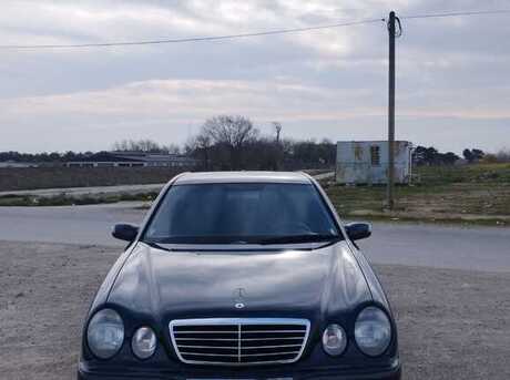 Mercedes E 240 2000