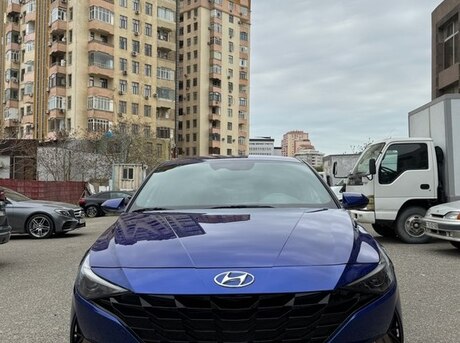 Hyundai Elantra 2022