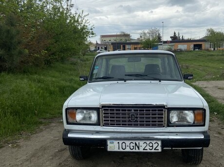 LADA (VAZ) 2107 2000