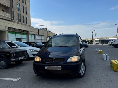 Opel Zafira 2000