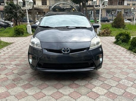 Toyota Prius 2015