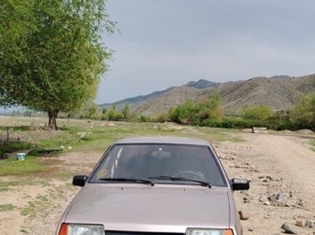LADA (VAZ) 21099 2000