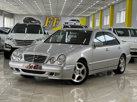 Mercedes E 320 2000