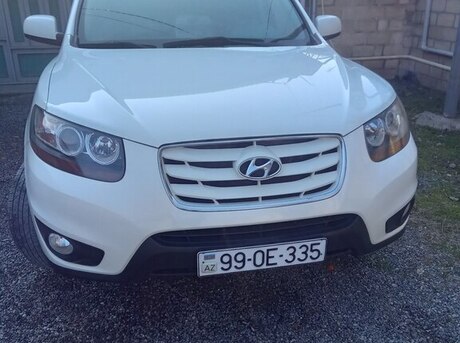 Hyundai Grand Santa Fe 2010