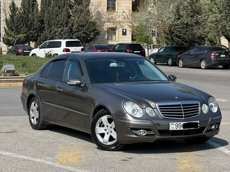 Mercedes E 280