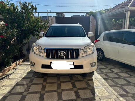Toyota Land Cruiser Prado 2012