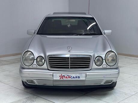 Mercedes E 240 1999