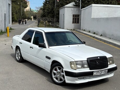 Mercedes E 200 d 1990