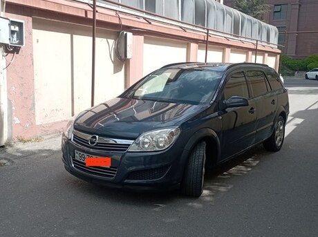 Opel Astra 2007