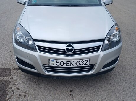 Opel Astra 2009