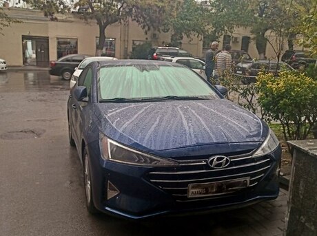 Hyundai Elantra 2020