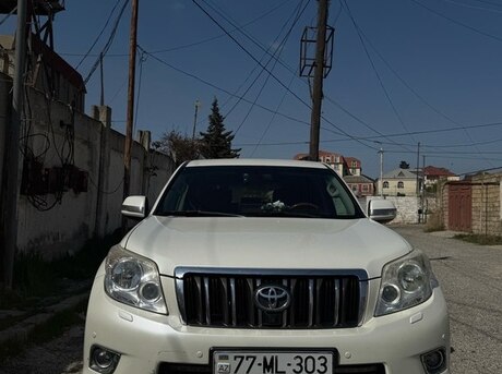 Toyota Land Cruiser Prado 2012