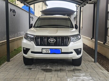 Toyota Land Cruiser Prado 2022