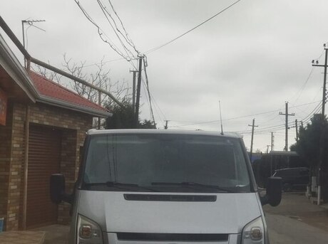 Ford Transit 2011