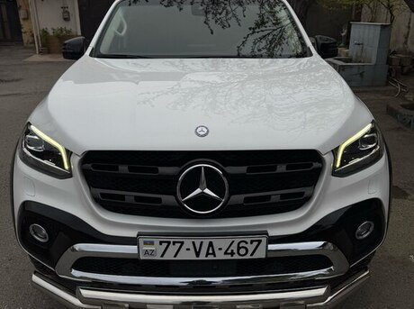 Mercedes  2017