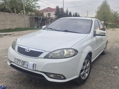 Daewoo Gentra 2014