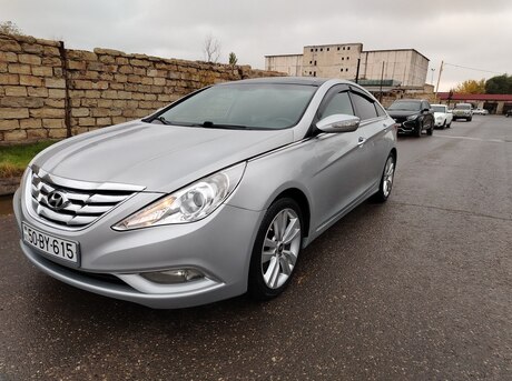 Hyundai Sonata 2012
