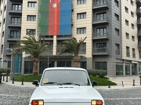 LADA (VAZ) Niva 2014