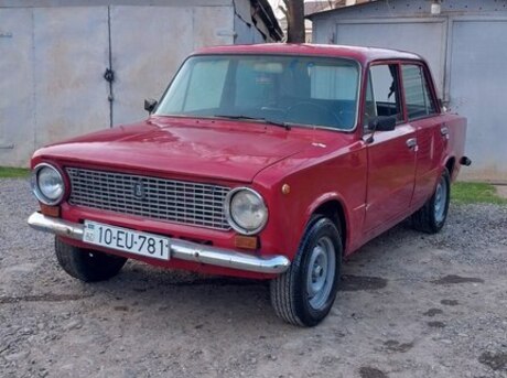 LADA (VAZ) 21011 1981