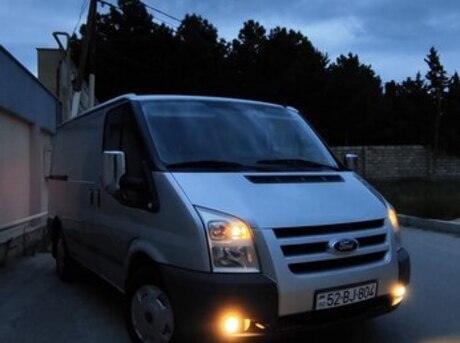 Ford Transit 2011