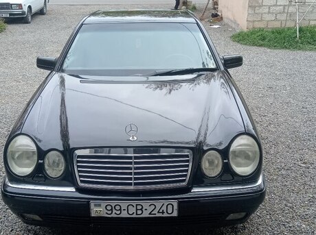 Mercedes E 240 1998