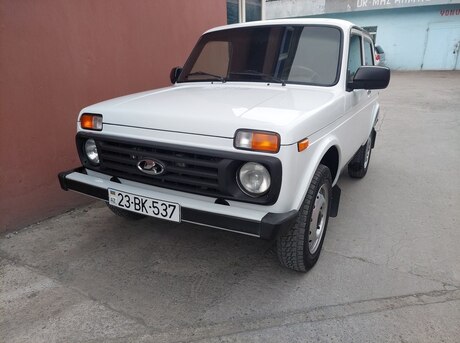 LADA (VAZ) Niva 2008