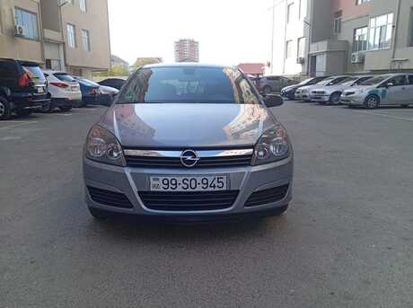 Opel Astra 2004
