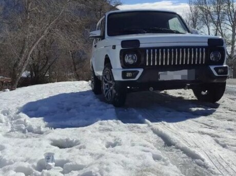LADA (VAZ) Niva 2013