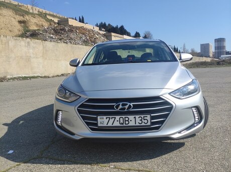 Hyundai Elantra 2018