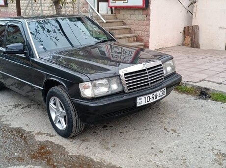 Mercedes 190 1990