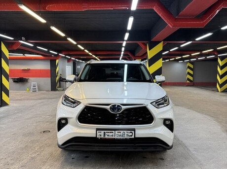 Toyota Highlander 2021