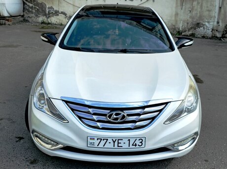 Hyundai Sonata 2010