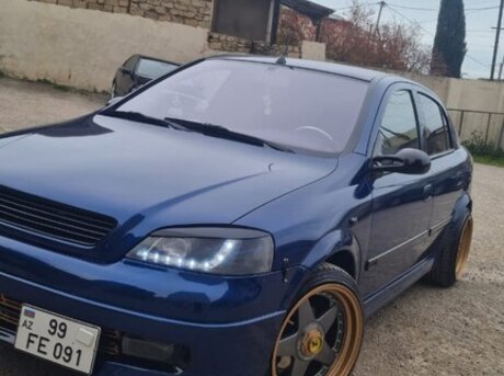 Opel Astra 2003