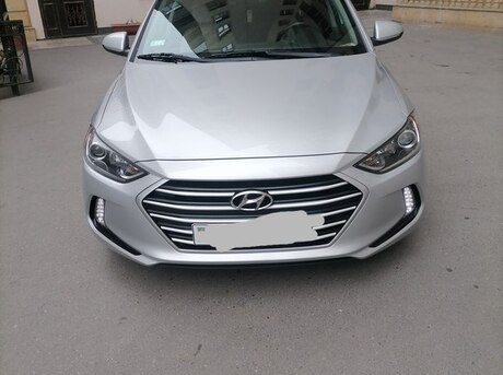 Hyundai Elantra 2017