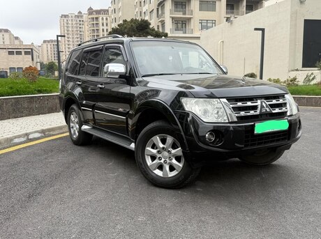 Mitsubishi Pajero 2013