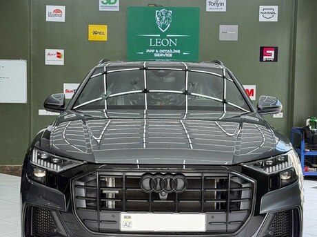 Audi Q8 2023
